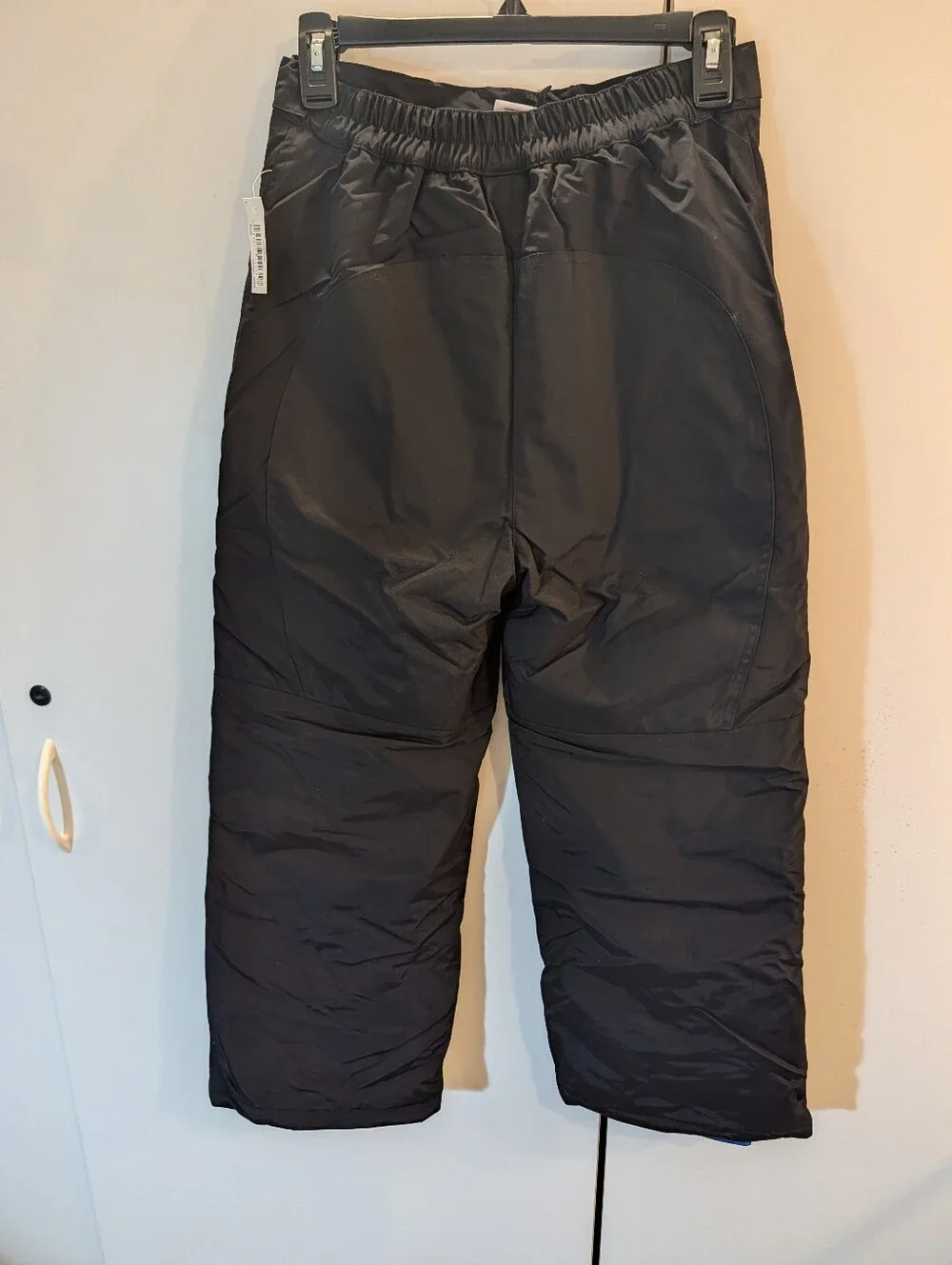 Amazon Essential Boys Large Black Insulated Snow Pants with Zippered Pockets NWT